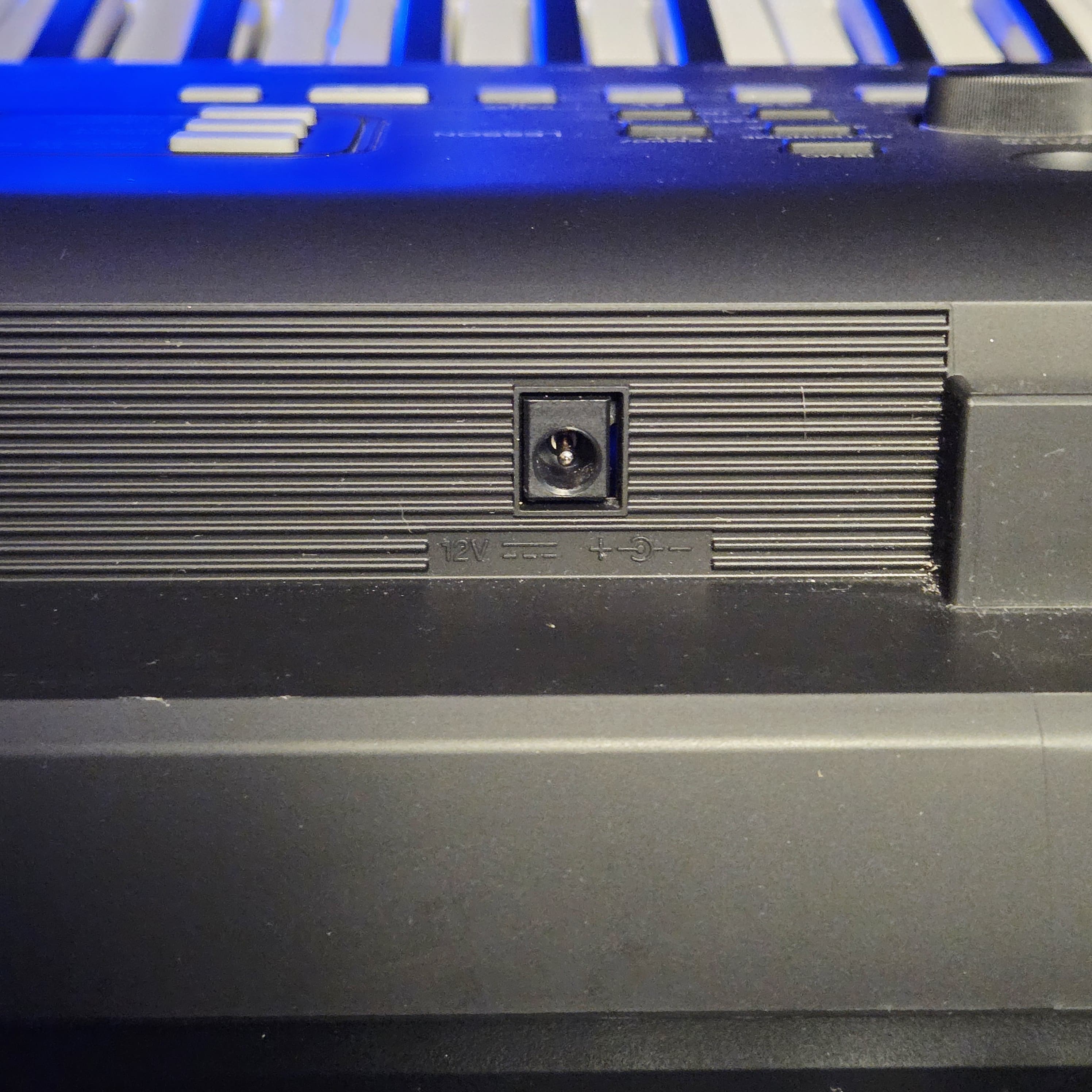 YAMAHA PSR E363 61 KEY ELECTRONIC KEYBOARD