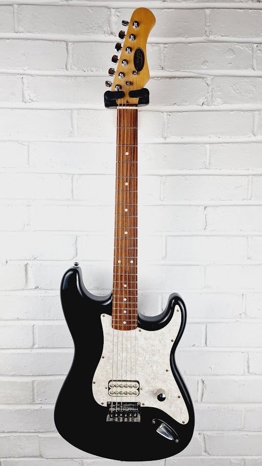 STAGG TOM DELONGE STYLE STRATOCASTER BLACK ELECTRIC GUITAR