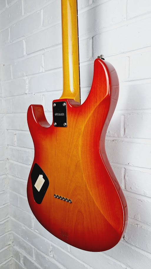 YAMAHA PACIFICA PA611HFM LIGHT AMBER BURST ELECTRIC GUTIAR