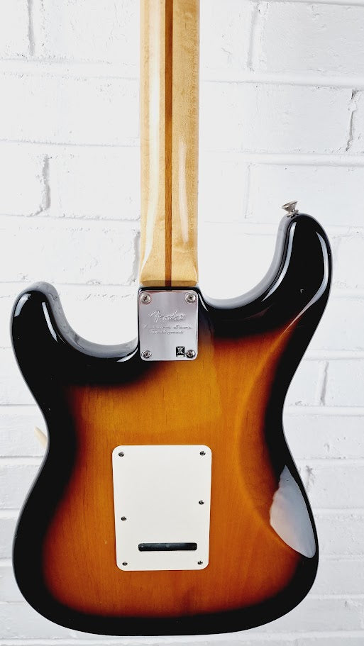 FENDER CLASSIC PLAYER 50S MEXICAN STRATOCASTER 2 COLOUR SUNBURST 2006 60TH ANNIVERSARY