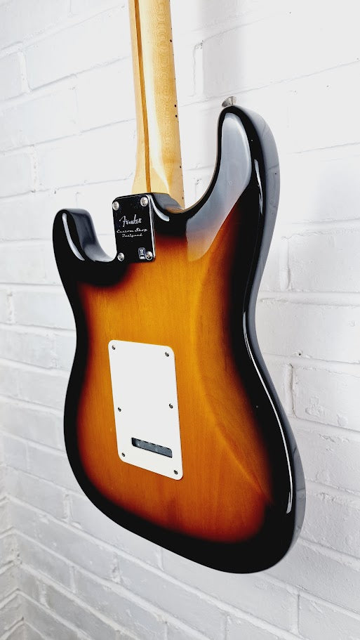 FENDER CLASSIC PLAYER 50S MEXICAN STRATOCASTER 2 COLOUR SUNBURST 2006 60TH ANNIVERSARY