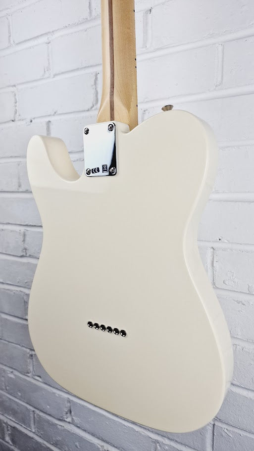 FENDER STANDARD TELECASTER MIM MEXICAN ARCTIC WHITE 2015 ELECTRIC GUITAR