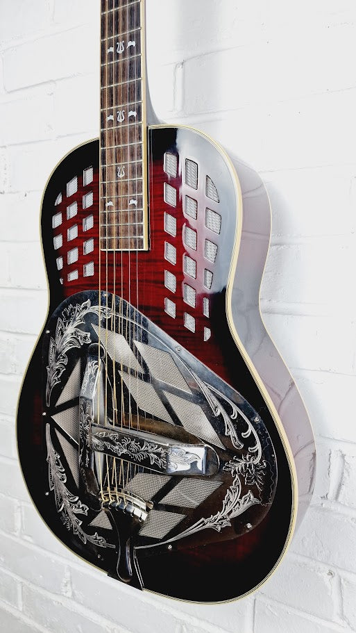 OZARK 3517 TRICONE RESONATOR SUNBURST GUITAR WITH HARDCASE