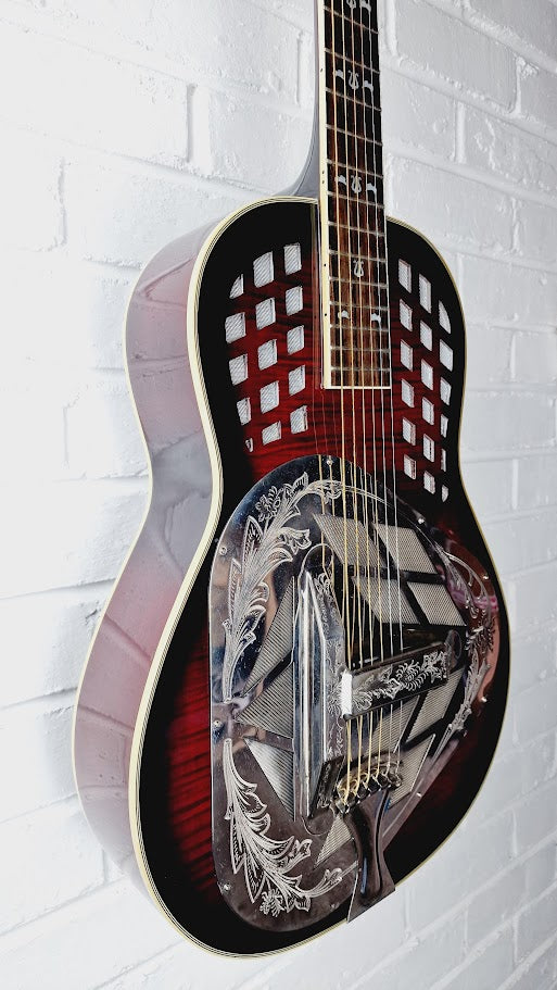 OZARK 3517 TRICONE RESONATOR SUNBURST GUITAR WITH HARDCASE