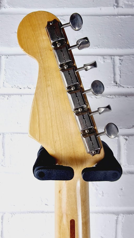 TOKAI GOLDSTAR 1984 STRATOCASTER FIESTA RED ELECTRIC GUITAR