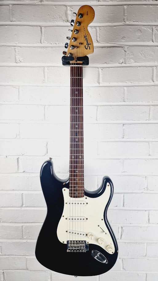 FENDER SQUIRE 1999 AFFINITY SERIES STRATOCASTER BLACK ELECTRIC GUITAR
