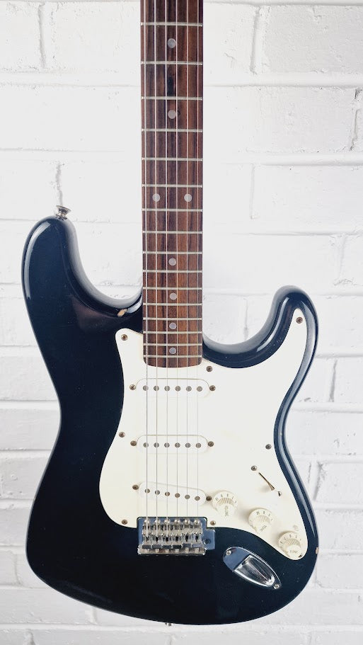 FENDER SQUIRE 1999 AFFINITY SERIES STRATOCASTER BLACK ELECTRIC GUITAR