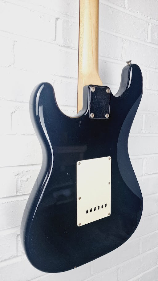 FENDER SQUIRE 1999 AFFINITY SERIES STRATOCASTER BLACK ELECTRIC GUITAR