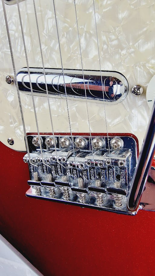 SQUIER VINTAGE MODIFIED SURF STRATOCASTER CAR CANDY APPLE RED 2015 ELECTRIC GUITAR