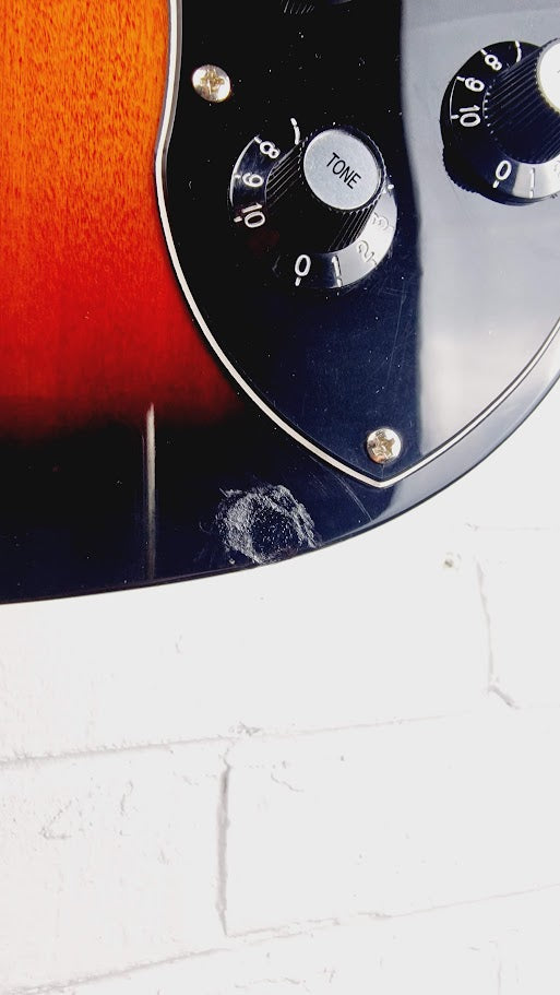 SQUIER CLASSIC VIBE 70S TELECASTER CUSTOM MAPLE 3 COLOUR SUNBURST