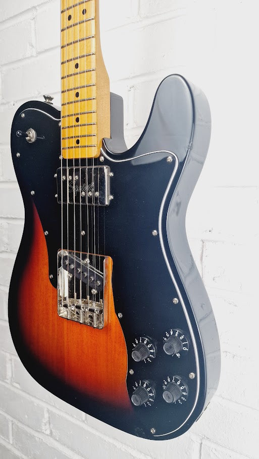 SQUIER CLASSIC VIBE 70S TELECASTER CUSTOM MAPLE 3 COLOUR SUNBURST