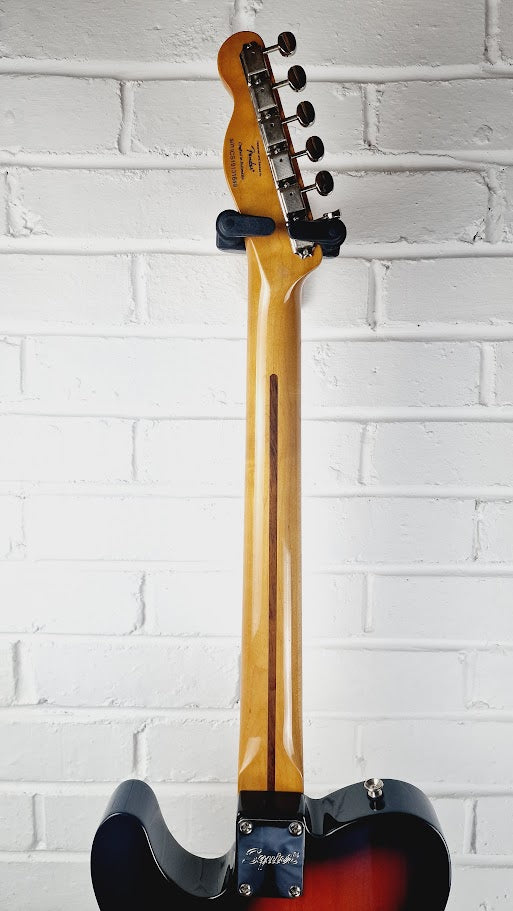 SQUIER CLASSIC VIBE 70S TELECASTER CUSTOM MAPLE 3 COLOUR SUNBURST