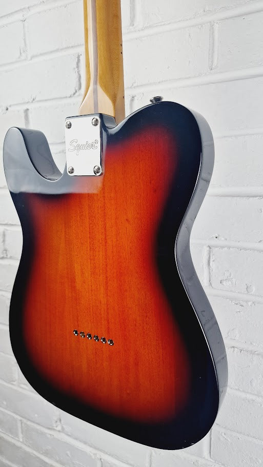 SQUIER CLASSIC VIBE 70S TELECASTER CUSTOM MAPLE 3 COLOUR SUNBURST
