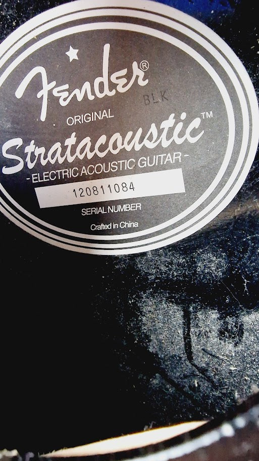 FENDER STRATACOUSTIC STANDARD BLACK ELECTRO ACOUSTIC GUITAR