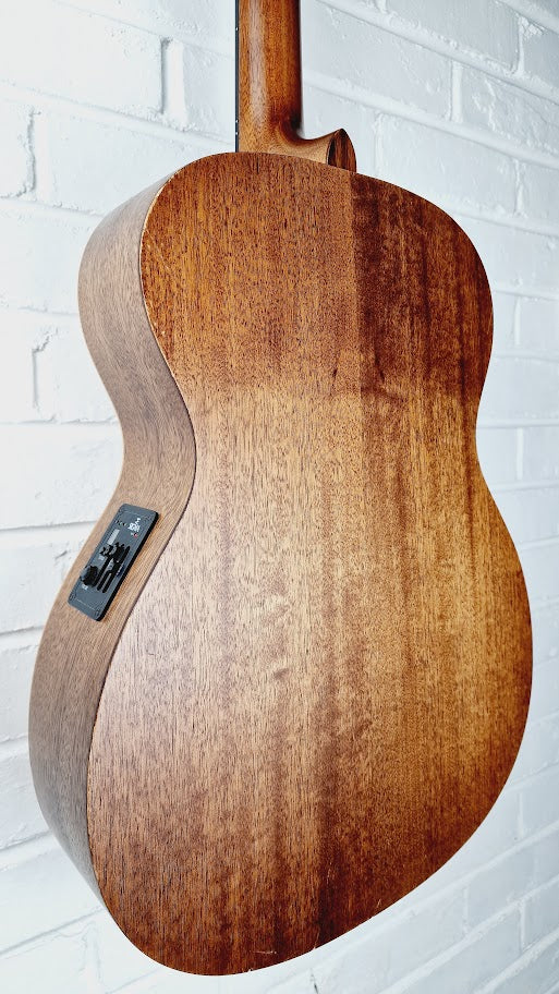 SIGMA 000MEL+ ELECTRO ACOUSTIC LEFT HANDED NATURAL GUITAR