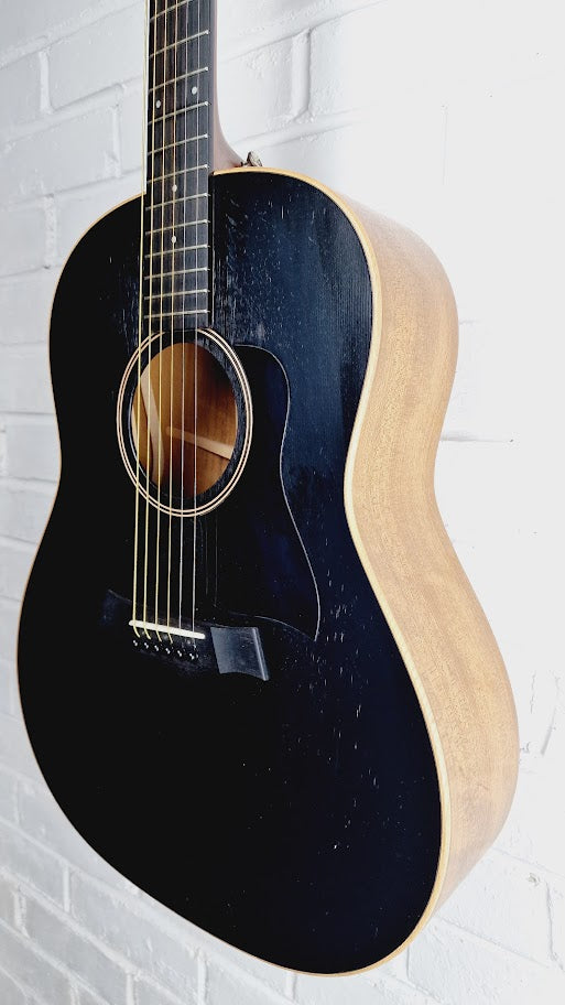 TAYLOR AD17E GRAND PACIFIC BLACKTOP ELECTRO ACOUSTIC GUITAR + TAYLOR CASE
