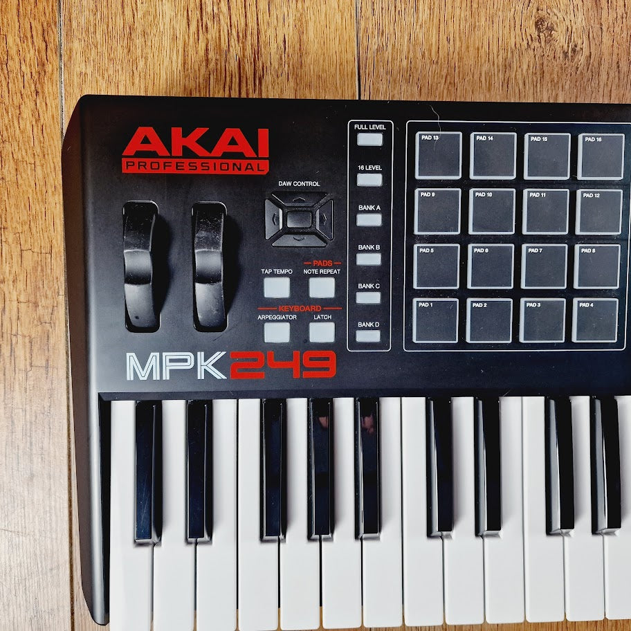 AKAI PROFESSIONAL MPK249 MIDI PAD & KEYBOARD CONTROLLER