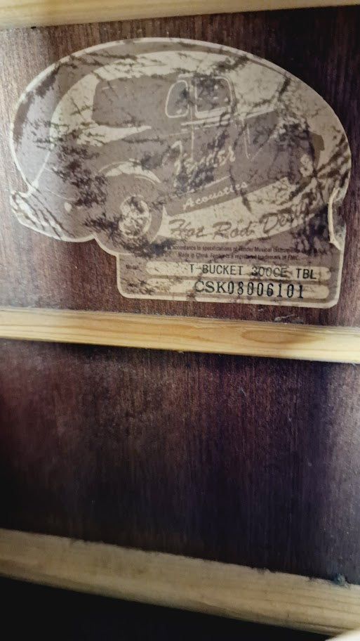 FENDER T BUCKET 300CE TBL TRANS BLUE ELECTRO ACOUSTIC GUITAR