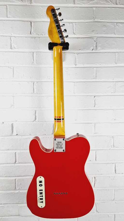 VINTAGE JOE DOE JAILBIRD ELECTRIC GUITAR + TWEED CASE