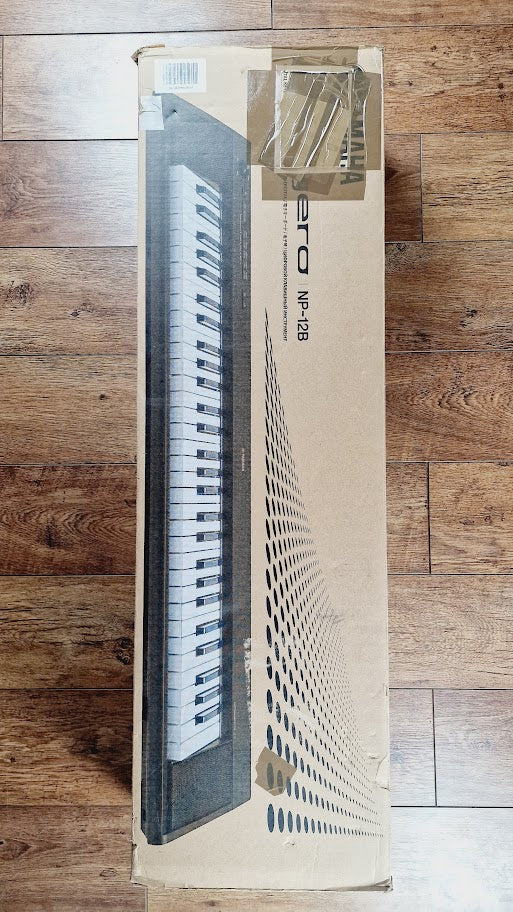 YAMAHA PIAGGERO NP-12B 61 KEY BLACK KEYBOARD *BOXED*
