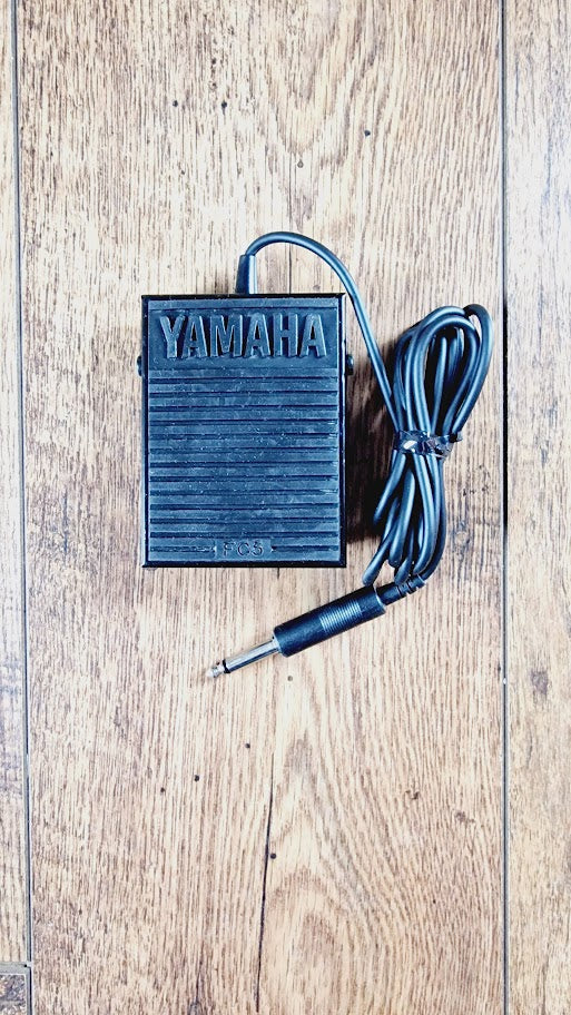 YAMAHA PIAGGERO NP-12B 61 KEY BLACK KEYBOARD *BOXED*