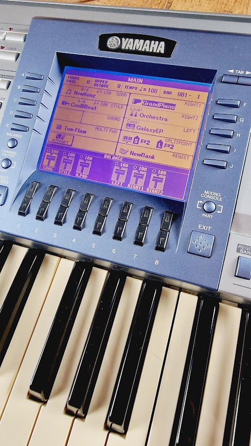 YAMAHA PSR1500 61 KEY KEYBOARD + POWER SUPPLY