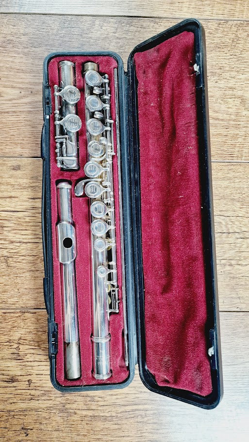 YAMAHA 211S II STUDENT SILVER PLATED FLUTE #001