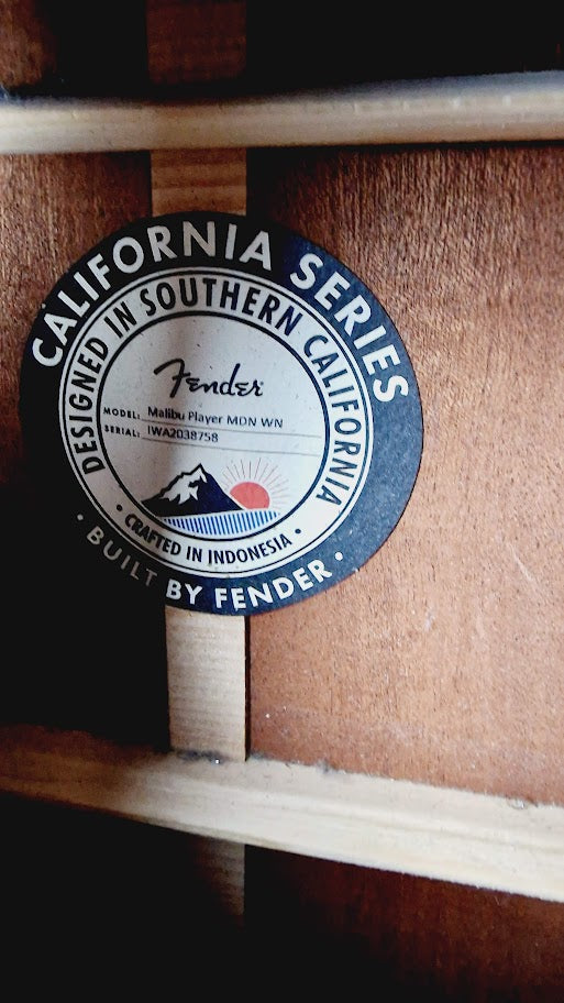 FENDER MALIBU PLAYER MDN WN MIDNIGHT SATIN ELECTRO ACOUSTIC GUITAR