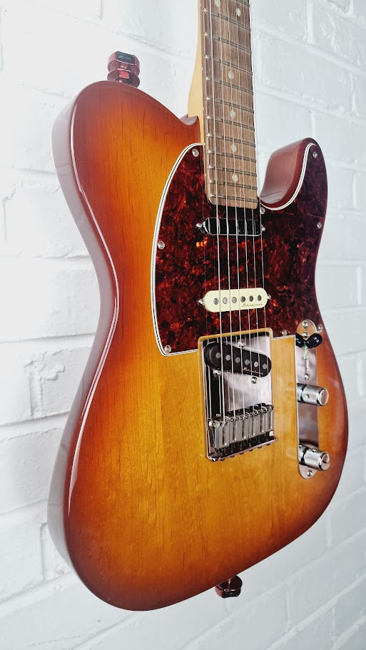 FENDER PLAYER PLUS NASHVILLE TELECASTER SIENNA SUNBURST ELECTRIC GUITAR