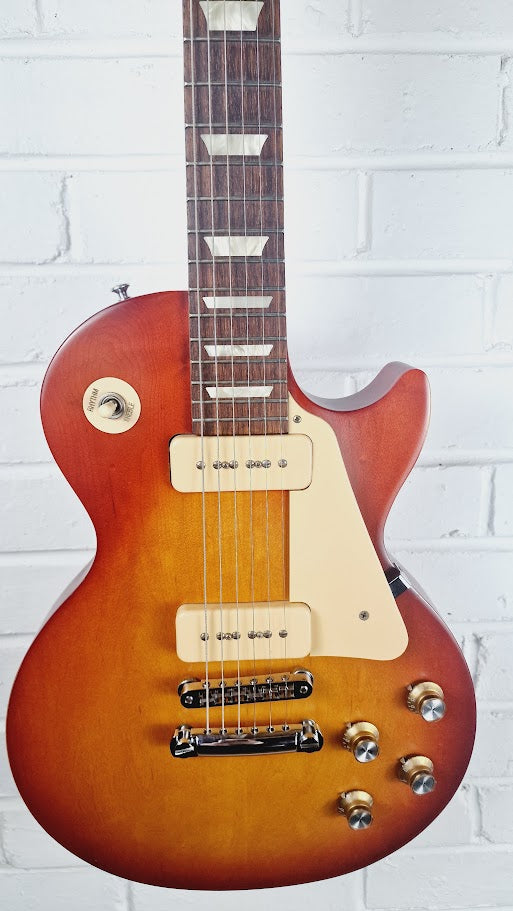 GIBSON LES PAUL 60S TRIBUTE P90 WORN HONEYBURST 2011 + GIBSON CASE