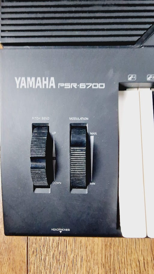 YAMAHA PSR 6700 76 KEY DIGITAL ARRANGER KEYBOARD