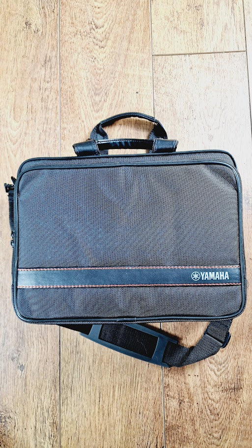 YAMAHA YCL255S CLARINET WITH CASE AND ORIGINAL BOX