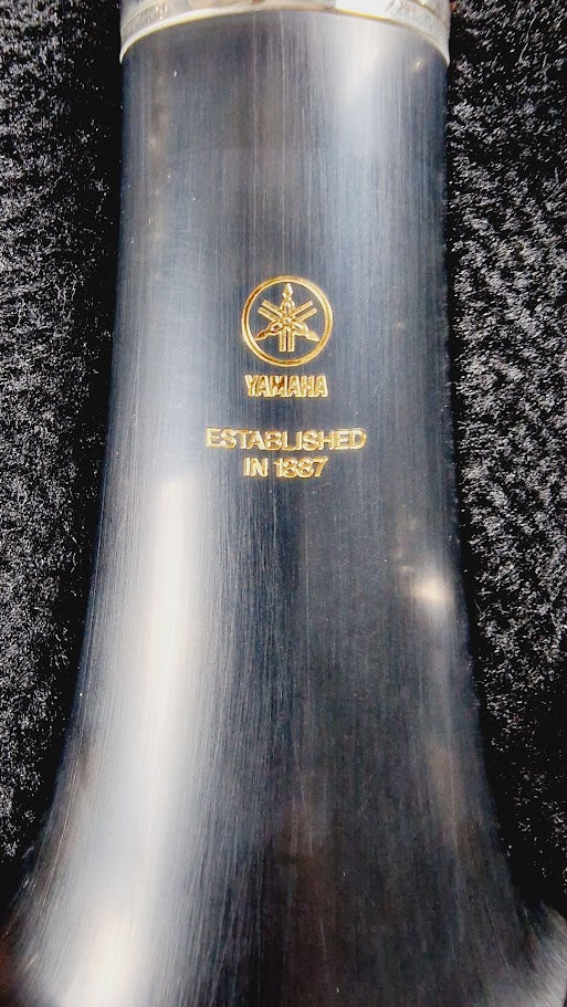 YAMAHA YCL255S CLARINET WITH CASE AND ORIGINAL BOX