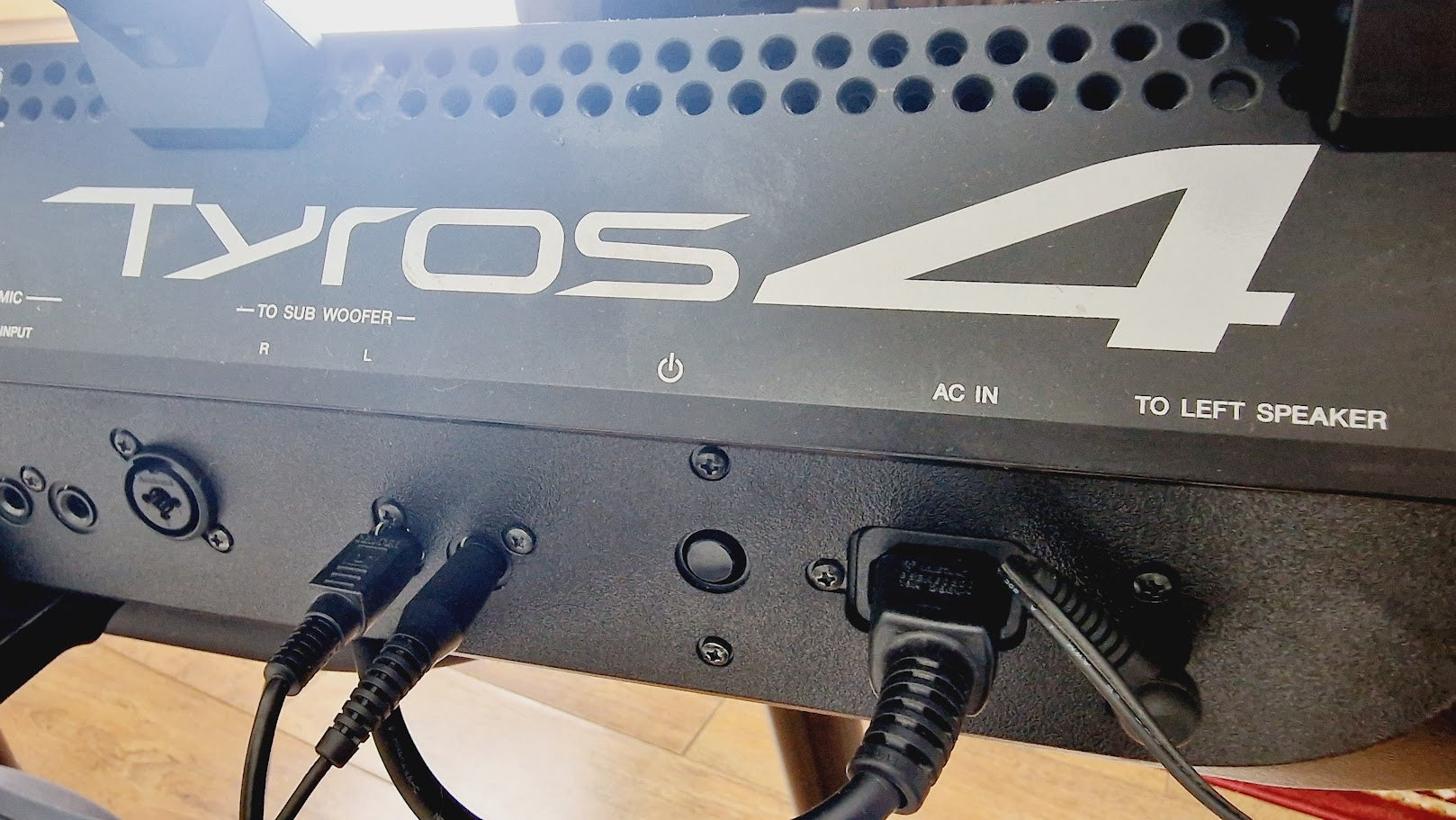 YAMAHA TYROS 4 SPECIAL EDITION XL 10TH ANNIVERSARY KEYBOARD