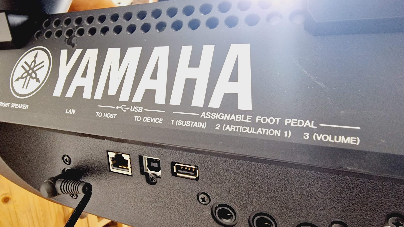 YAMAHA TYROS 4 SPECIAL EDITION XL 10TH ANNIVERSARY KEYBOARD