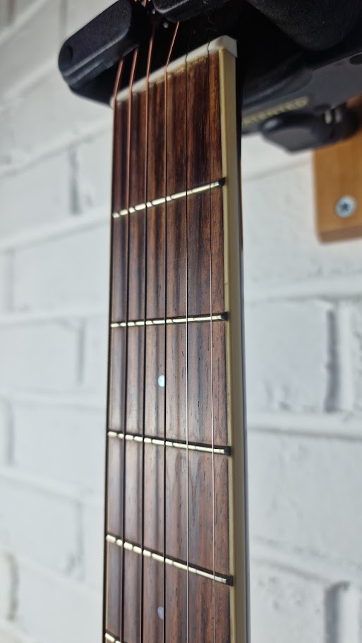 YAMAHA APX600 ELECTRO ACOUSTIC NATURAL GUITAR