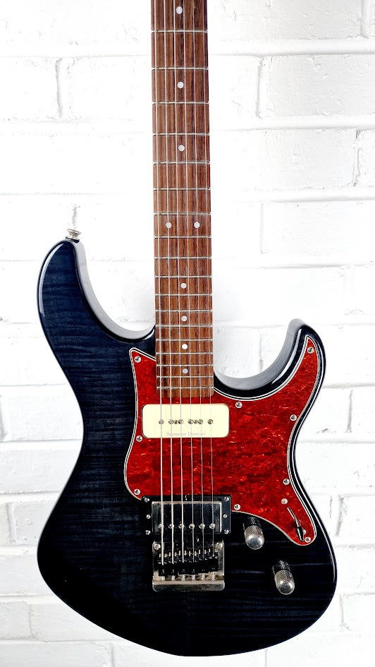 YAMAHA PAC611HFM PACIFICA TRANSLUCENT BLACK ELECTRIC GUITAR