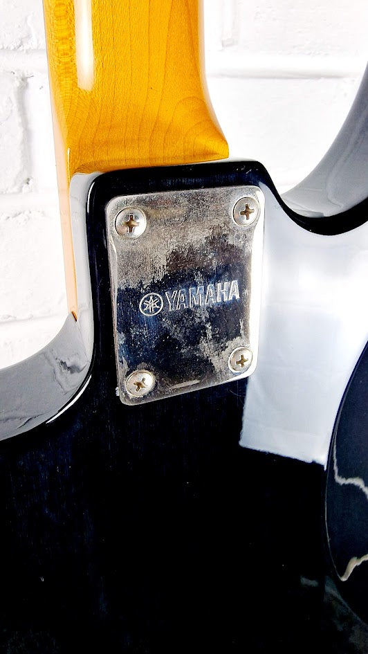 YAMAHA PAC611HFM PACIFICA TRANSLUCENT BLACK ELECTRIC GUITAR