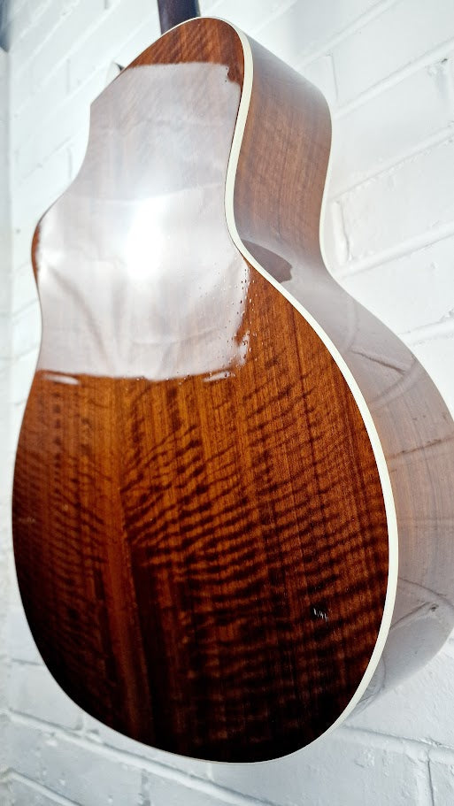 TAYLOR 214CE CF DLX COPAFERA SITKA ELECTRO ACOUSTIC GUITAR + TAYLOR HARD CASE