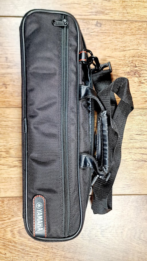 YAMAHA YFL 212 FLUTE WITH ORIGINAL BOX, CARRY CASE AND HARD CASE