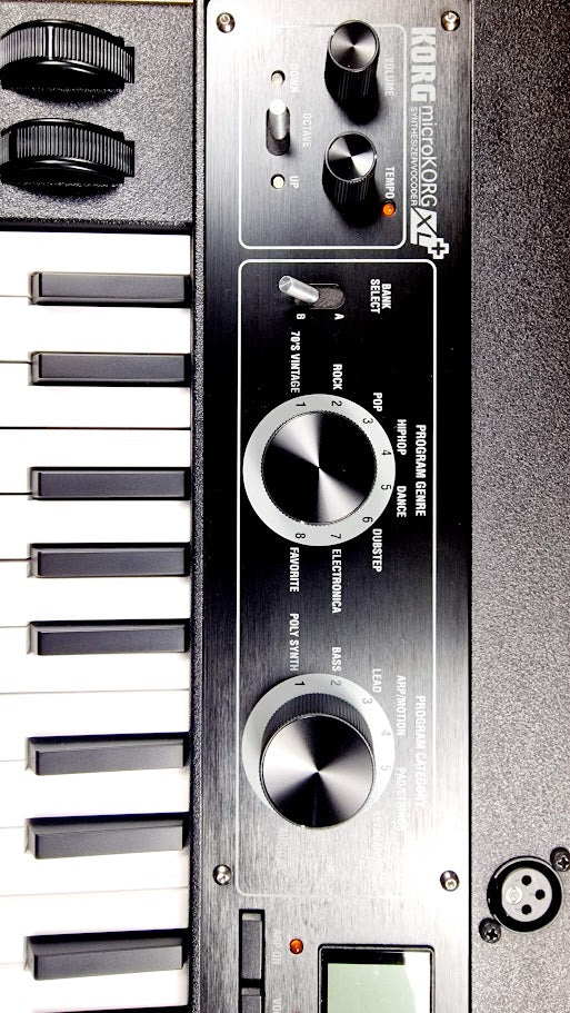 KORG MICROKORG XL+ SYNTHESIZER / VOCODER + OFFICIAL CASE