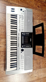YAMAHA PSR S910 61 KEYS KEYBOARD ARRANGER WORKSTATION