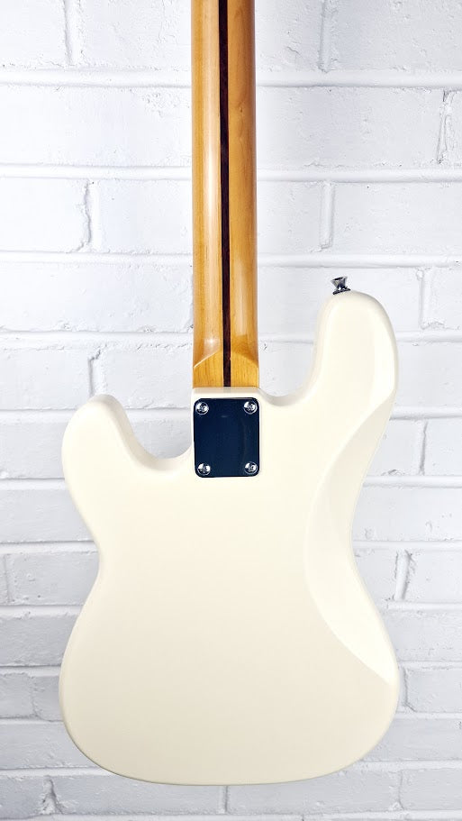 JIM DEACON VINTAGE WHITE 4 STRING SHORT SCALE PRECISION BASS GUITAR