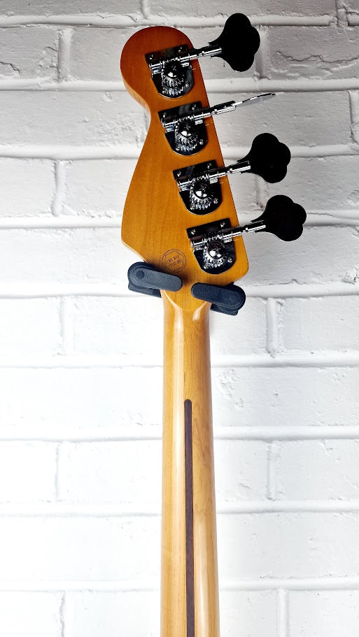 JIM DEACON VINTAGE WHITE 4 STRING SHORT SCALE PRECISION BASS GUITAR