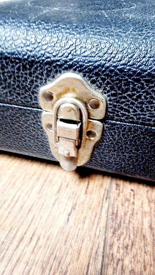 STRATOCASTER ELECTRIC GUITAR ABS MOULDED HARD CASE #003