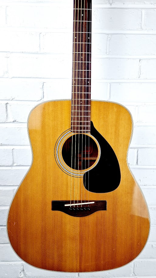 YAMAHA FG180 RED LABEL 1970s ACOUSTIC GUITAR #002