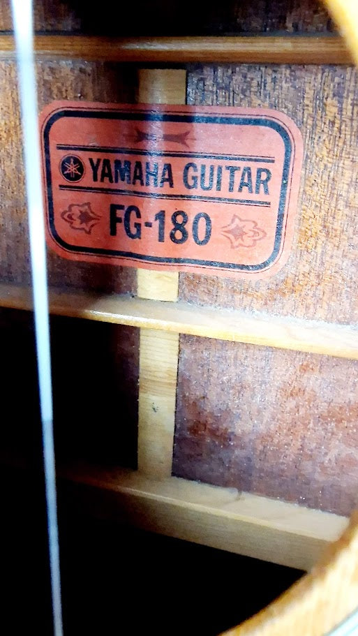 YAMAHA FG180 RED LABEL 1970s ACOUSTIC GUITAR #002