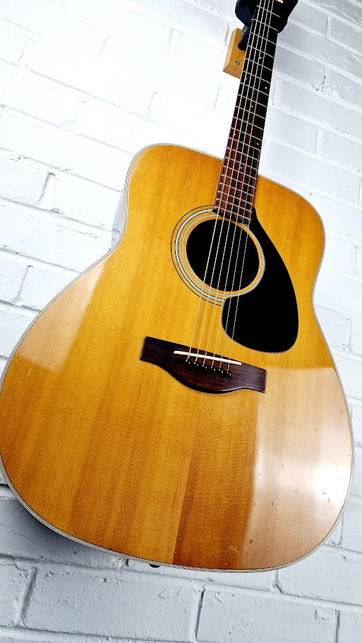 YAMAHA FG180 RED LABEL 1970s ACOUSTIC GUITAR #002