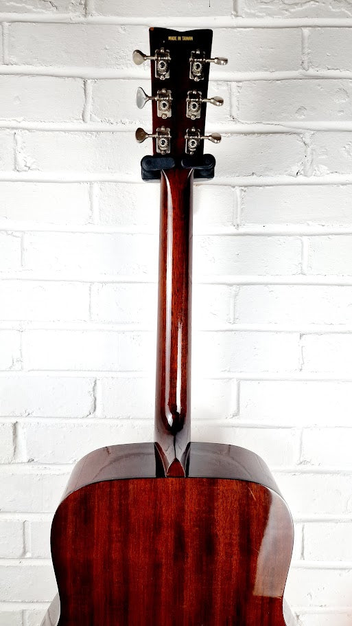 YAMAHA FG180 RED LABEL 1970s ACOUSTIC GUITAR #002