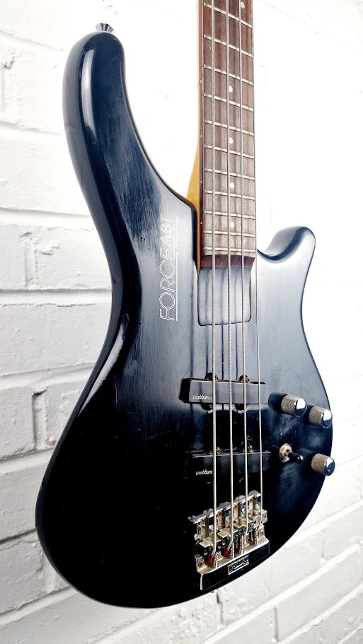 WASHBURN FORCE ABT 80s 4 STRING BLACK BASS GUITAR